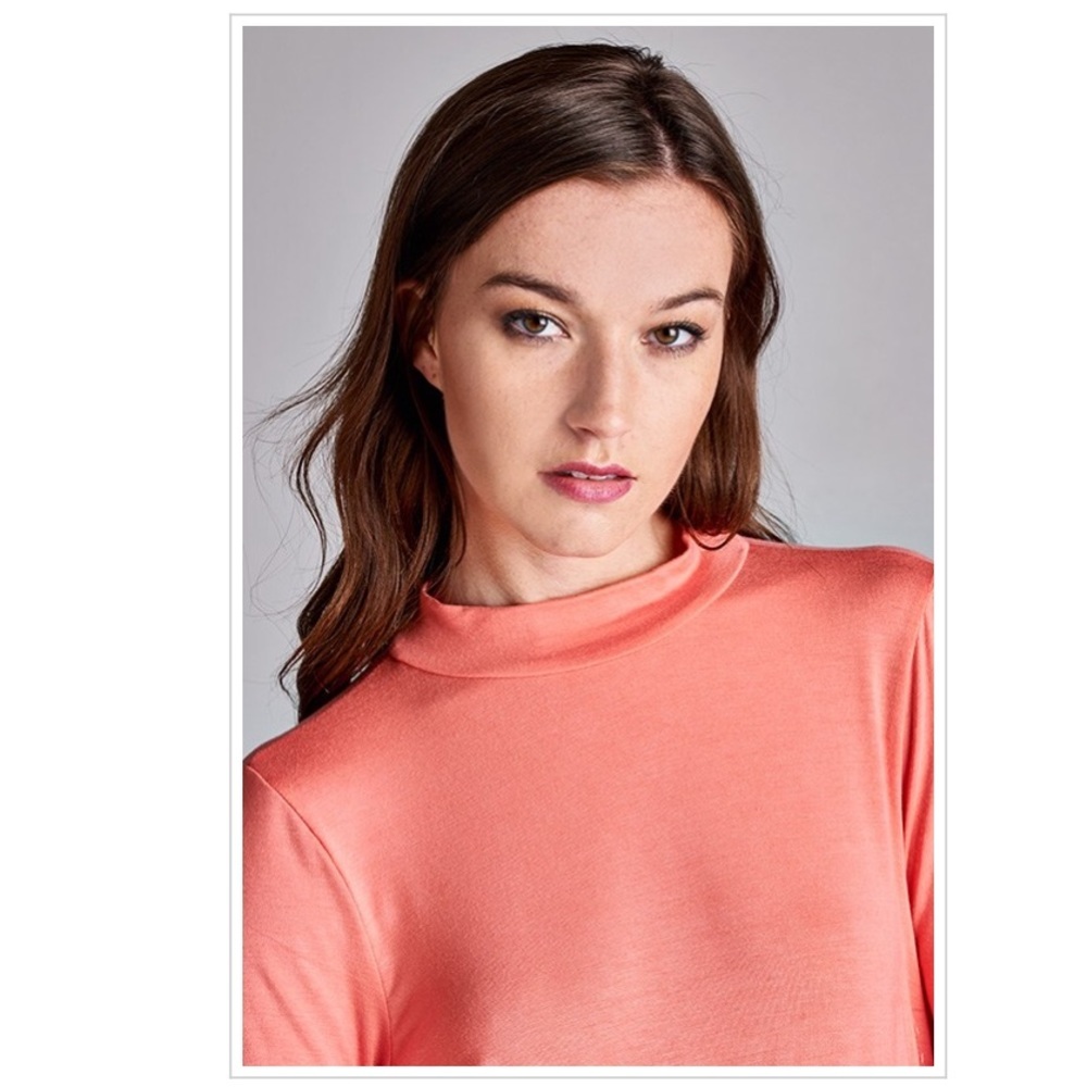 Emerald Large Womens Side Slit Open Back Coral Top - Picture 3 of 4